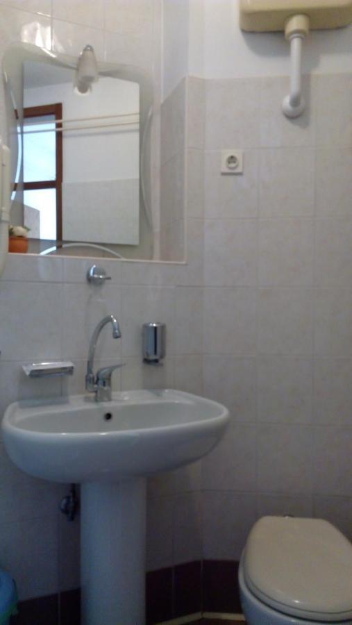 נובה גוריקה Accomodation Pertout מראה חיצוני תמונה